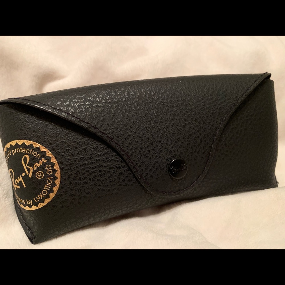 Ray-Ban sunwear case